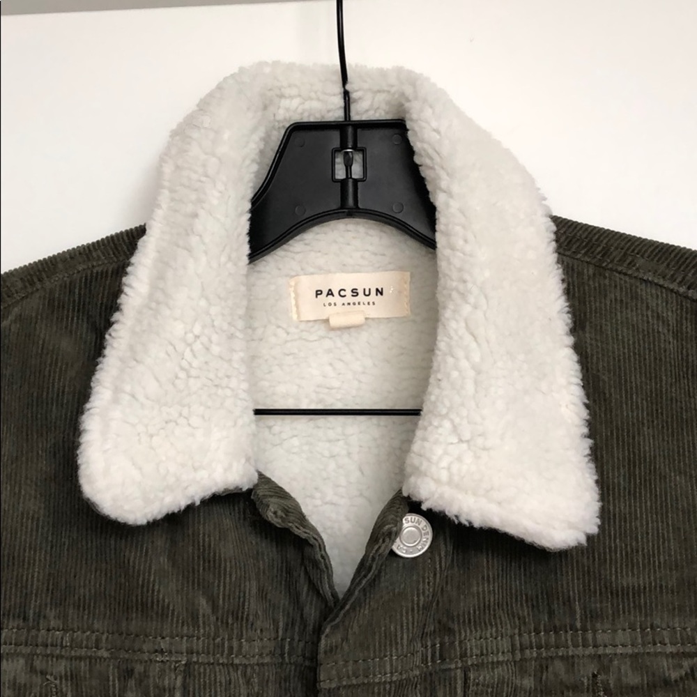 Jacket - Picture 3 of 8